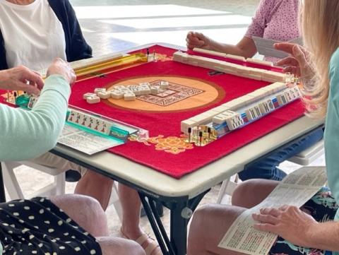 mahjong being played